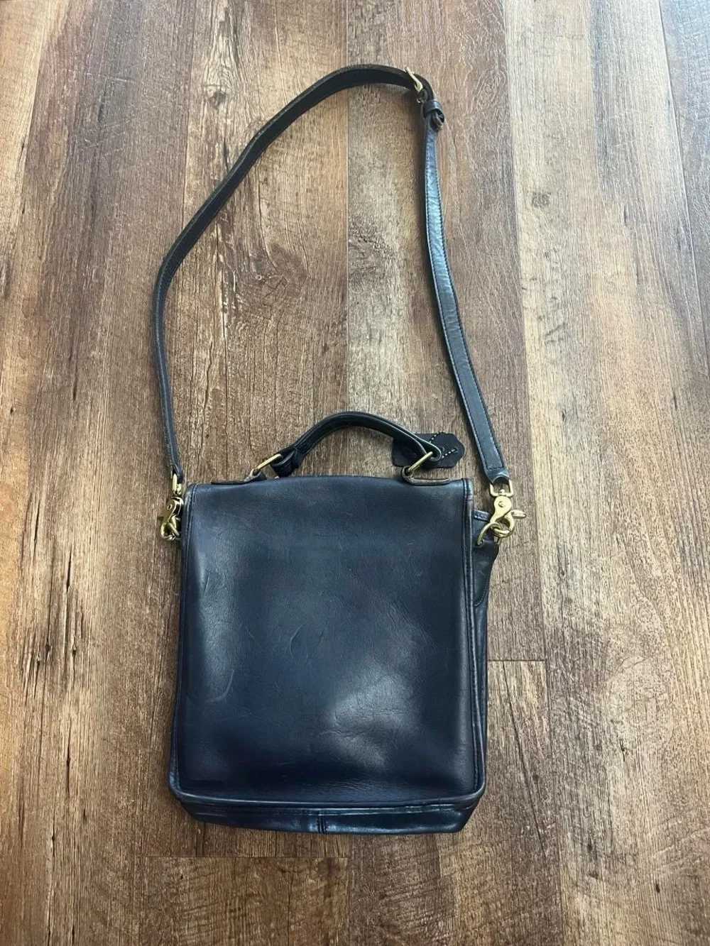 Vintage coach station bag